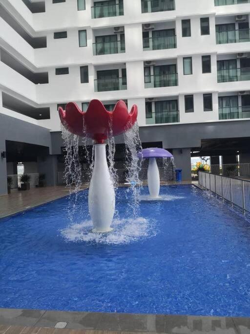 Attractive 3 Bedroom Condo With Pool-D Raudhah Homestay Kajang Exterior foto